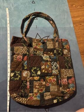 Quilted Patchwork Floral Tote Bag in Brown